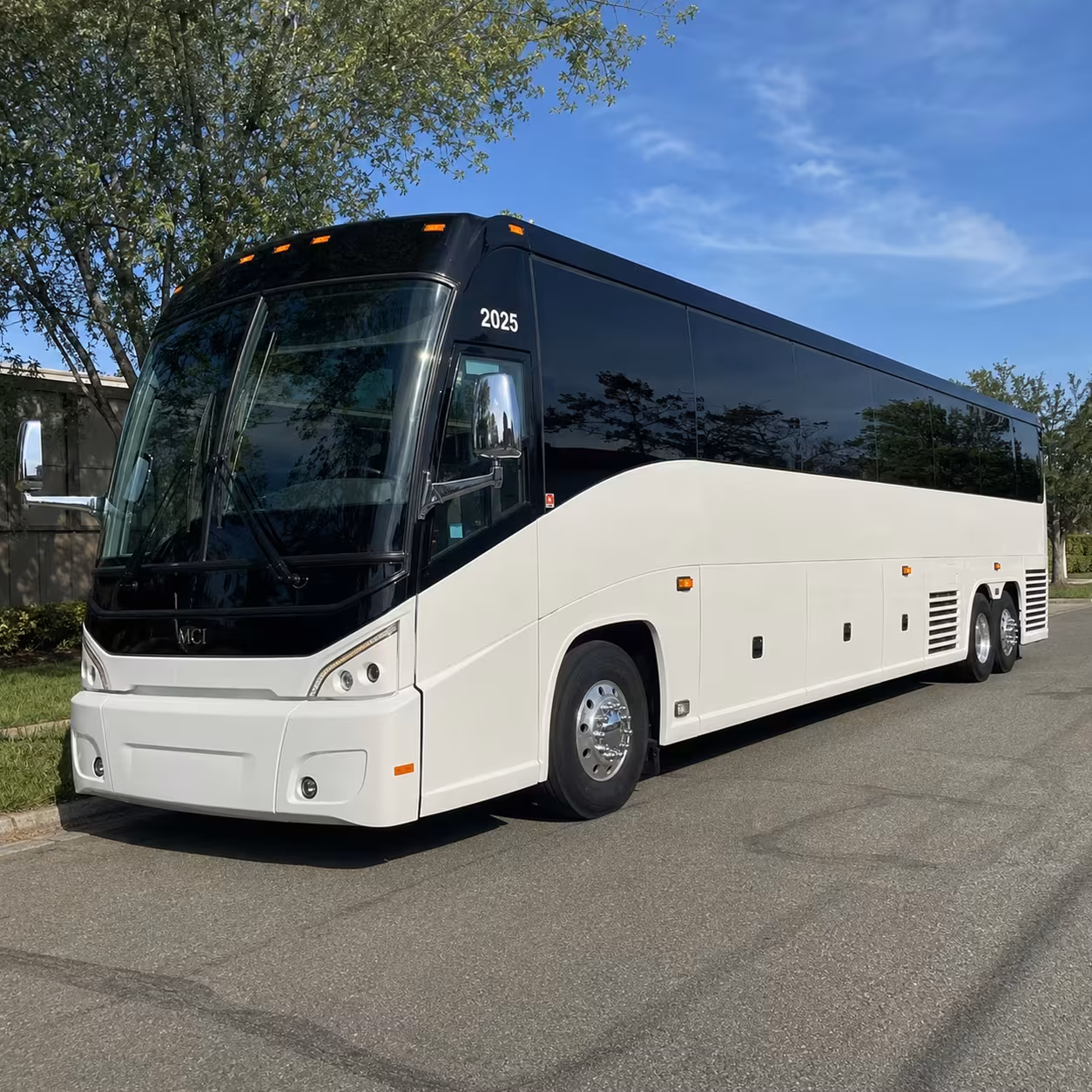 diamond bar shuttle bus rentals for city meetings civic events